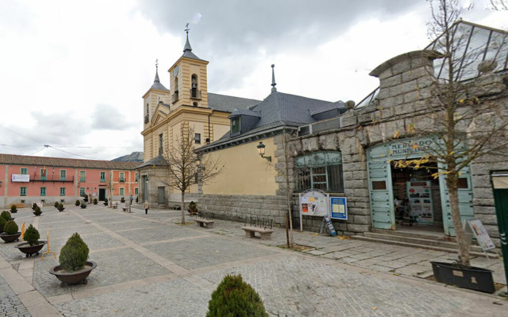 Plaza de los Dolores en la Granja